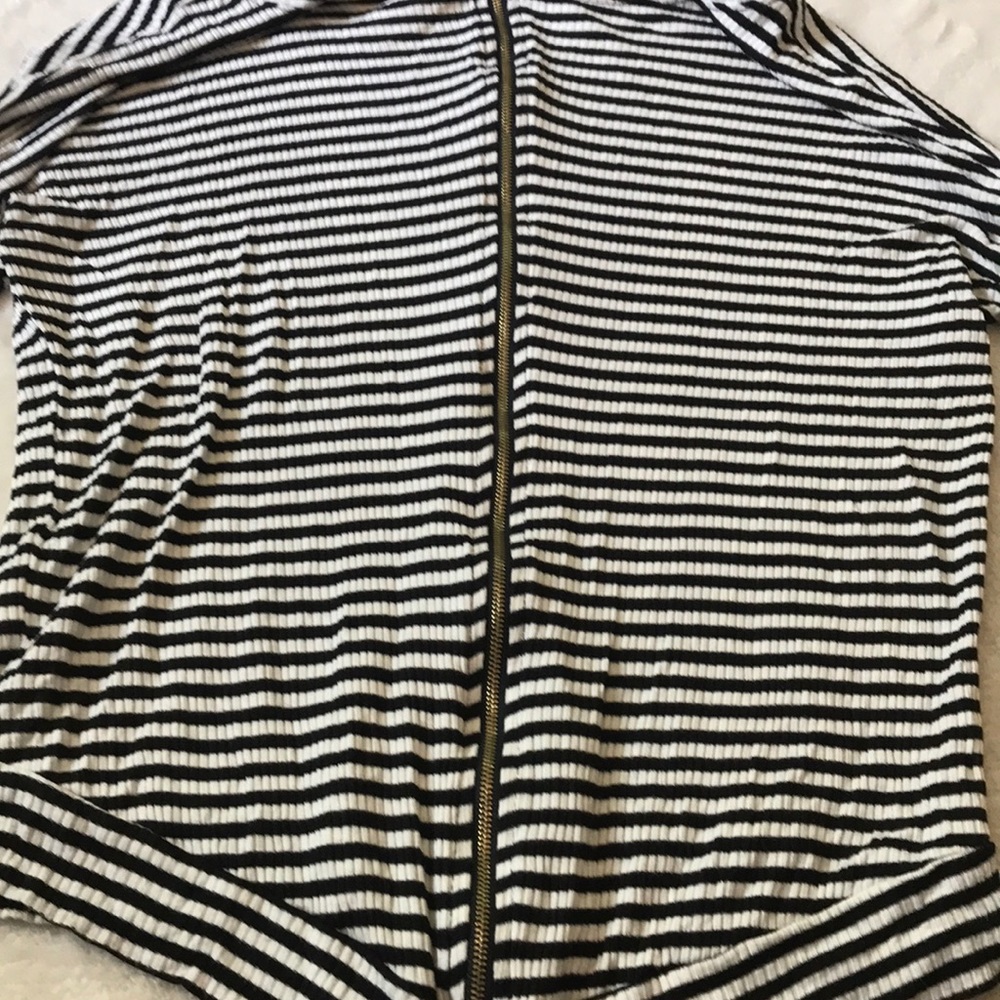 Potters Pot Ribbed T-shirt - Picture 7 of 7